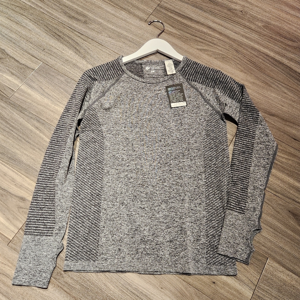 Onzie Seamless Long Sleeve